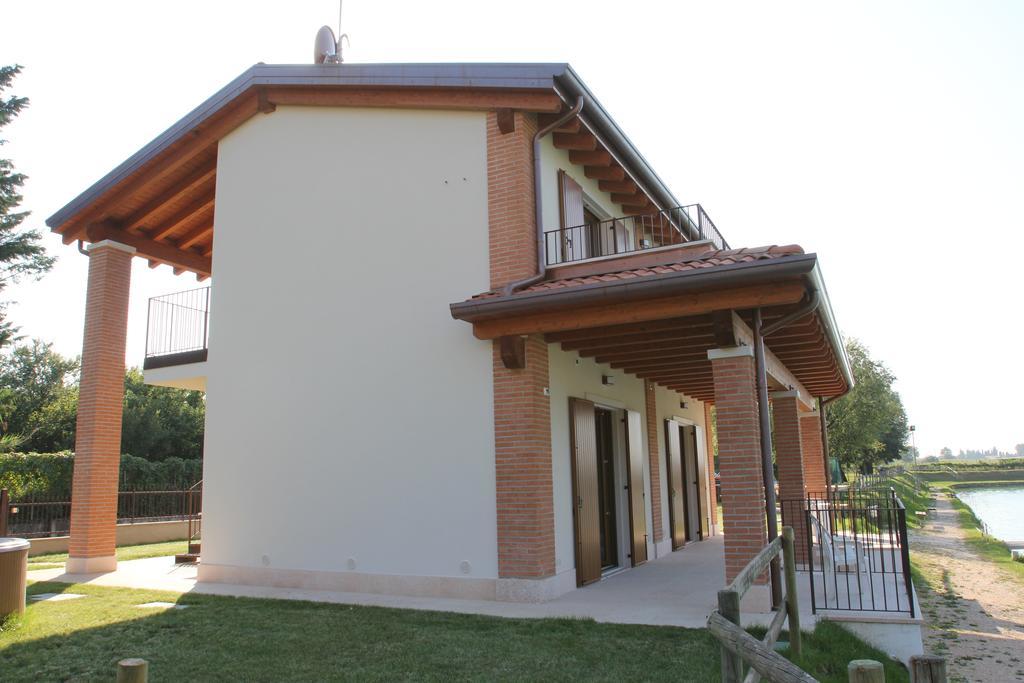 Laghetto Ai Portici Bed & Breakfast Pastrengo Cameră foto