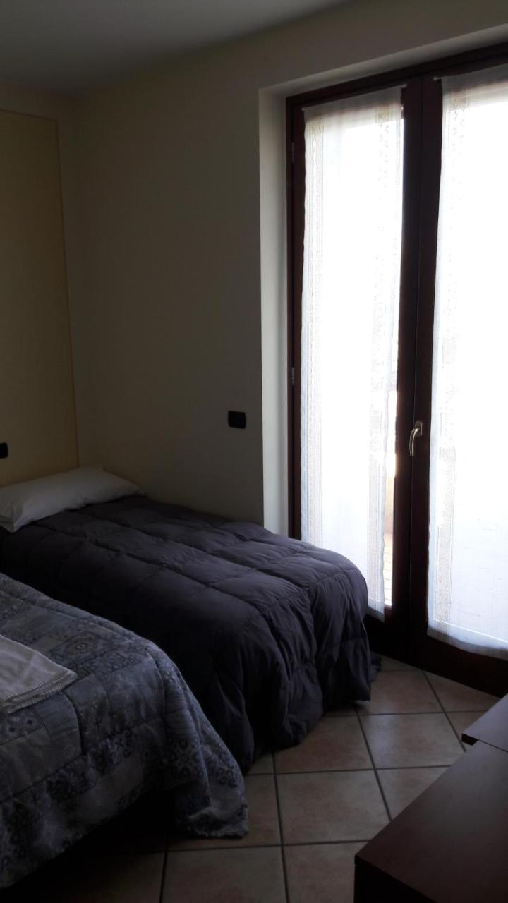 Laghetto Ai Portici Bed & Breakfast Pastrengo Exterior foto
